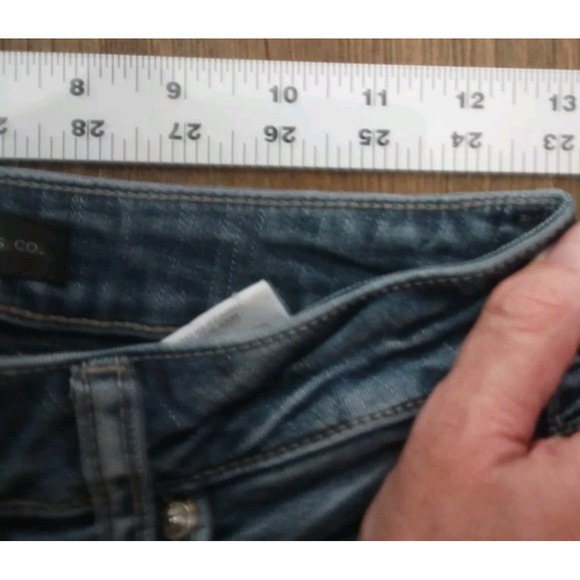 Silver Jeans Suki‎ Straight Women's Size 28x33 Blue Dark Wash Denim w flaws - Picture 3 of 11